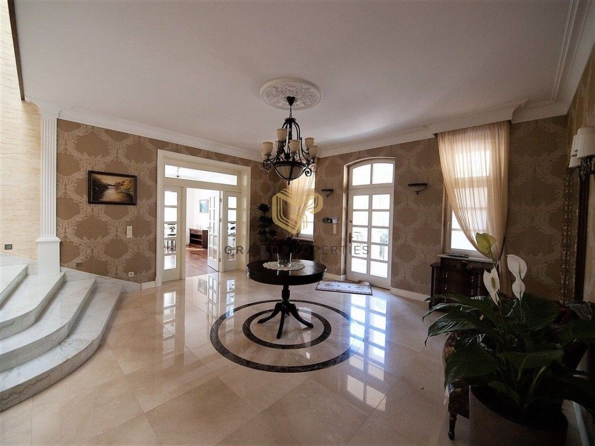 dom wolnostojący, 10 pokoi Konstancin-Jeziorna. Zdjęcie 5