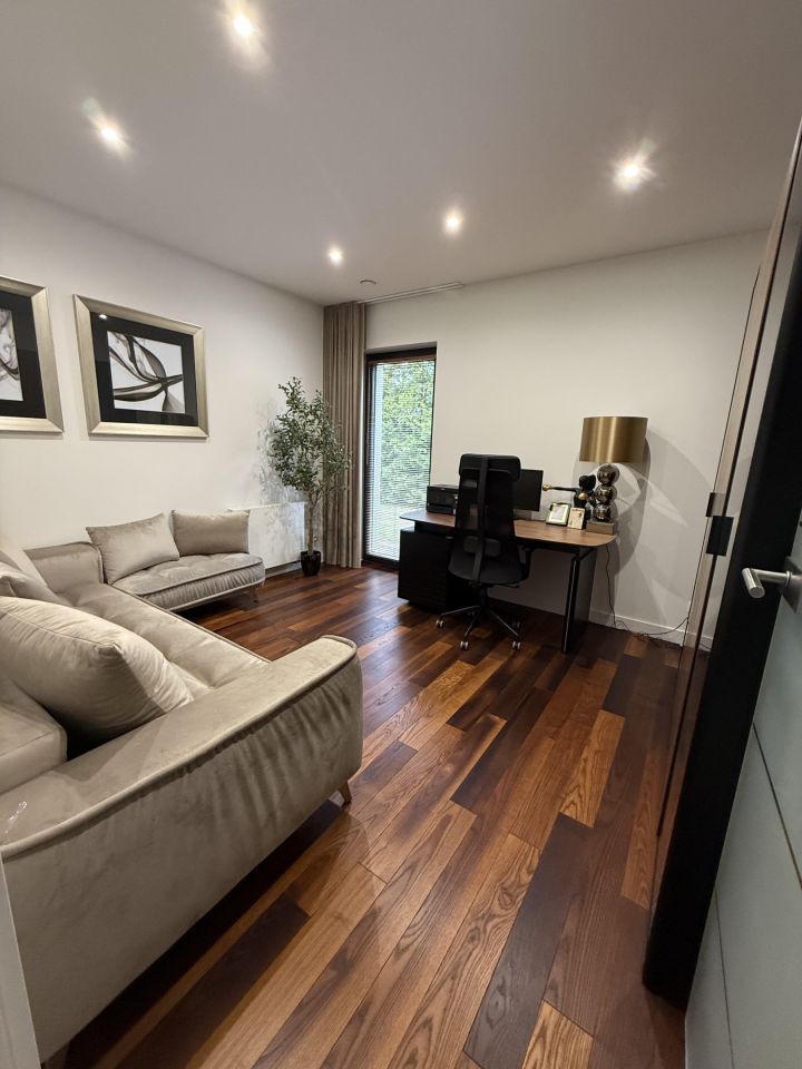 dom wolnostojący, 5 pokoi Książenice, ul. Etiudy. Zdjęcie 4