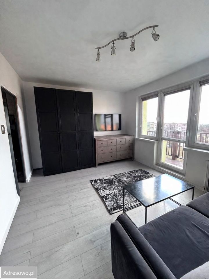 Mieszkanie 3-pokojowe Łódź Retkinia, ul. ks. Jerzego Popiełuszki. Zdjęcie 1