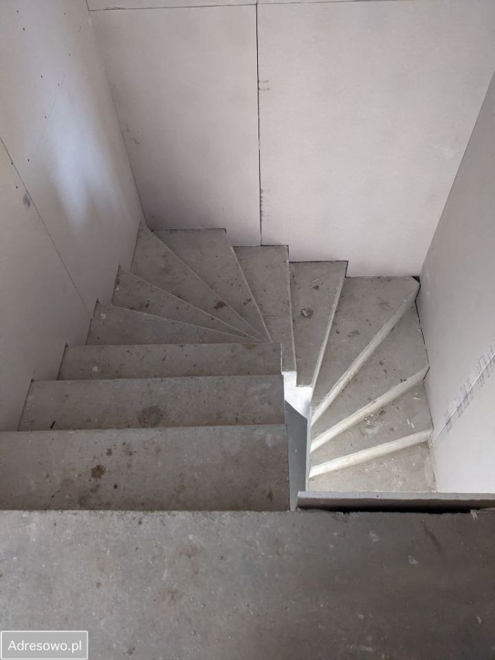 dom szeregowy, 4 pokoje Brzozówka, ul. Osiedle Ciche. Zdjęcie 8