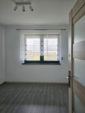 dom wolnostojący, 5 pokoi Zaleszczyce Popiele. Zdjęcie 9