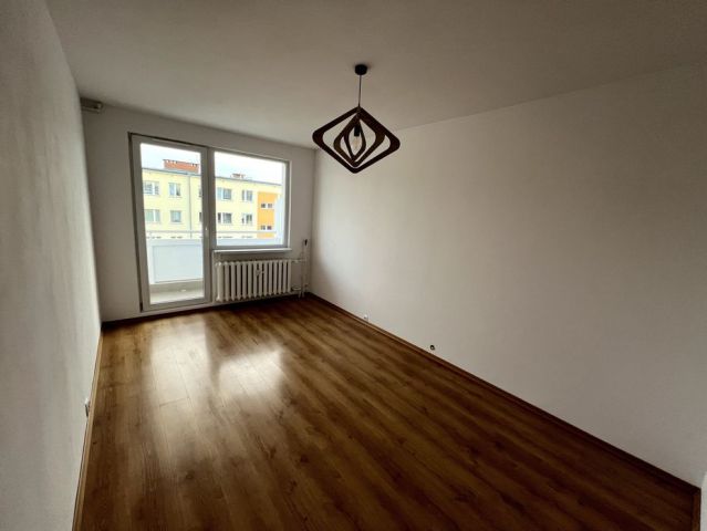 Mieszkanie 2-pokojowe Jelenia Góra Cieplice Śląskie-Zdrój, ul. Dwudziestolecia. Zdjęcie 1