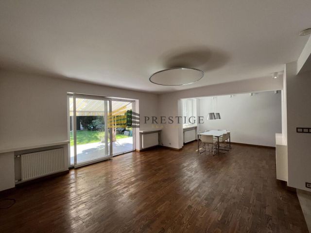 dom szeregowy, 7 pokoi Warszawa Mokotów, ul. Macedońska. Zdjęcie 1