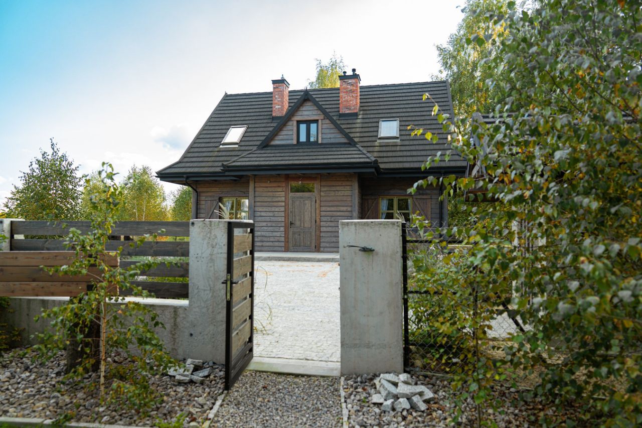 dom wolnostojący, 5 pokoi Kębło. Zdjęcie 10