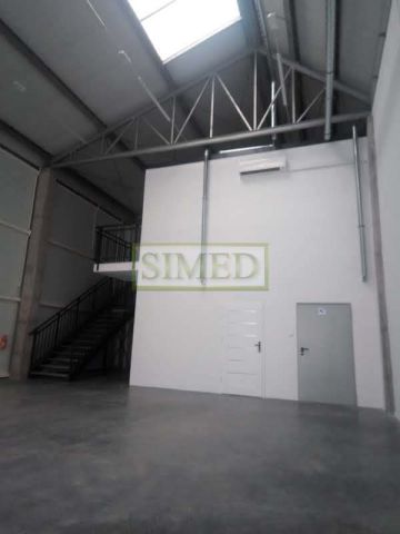 Lokal Dębe Wielkie. Zdjęcie 10