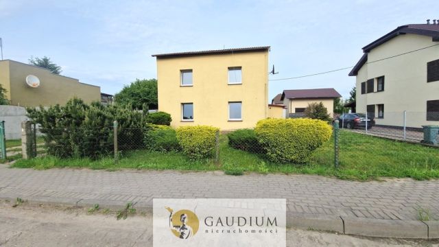 dom wolnostojący, 5 pokoi Tczew, ul. Partyzantów. Zdjęcie 2