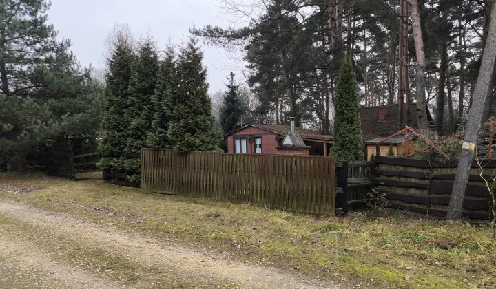 Działka rekreacyjna Przeczyce, Nad tama