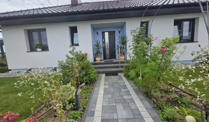 dom wolnostojący, 3 pokoje Rożek Krzymowski