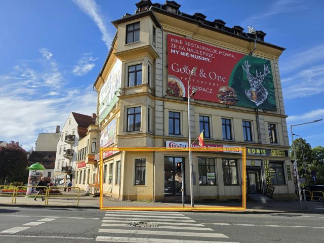 Lokal Jelenia Góra Centrum, pl. Niepodległości. Zdjęcie 5
