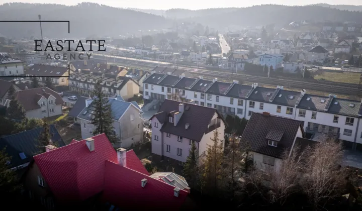 dom wolnostojący, 11 pokoi Rumia, ul. Oliwska