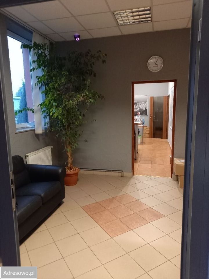 Biuro Jawor, ul. Wiejska. Zdjęcie 3