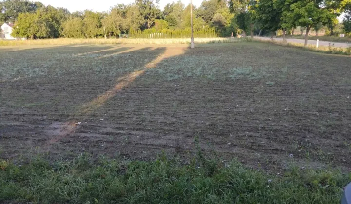 Działka budowlana Kikoły