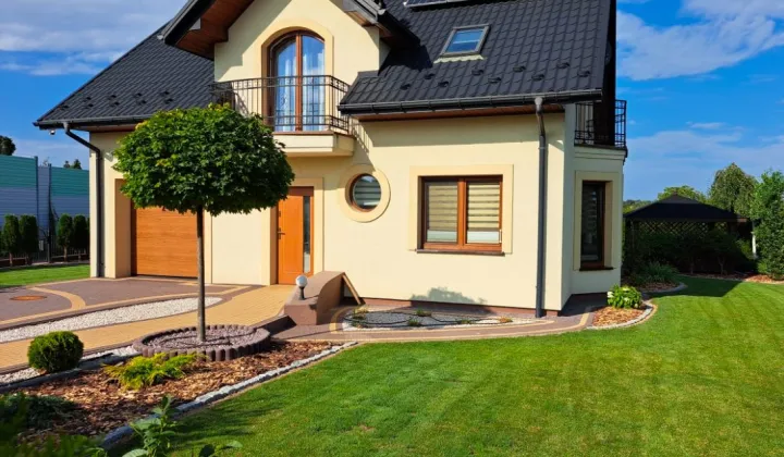 dom wolnostojący, 4 pokoje Klikawa, ul. Akacjowa