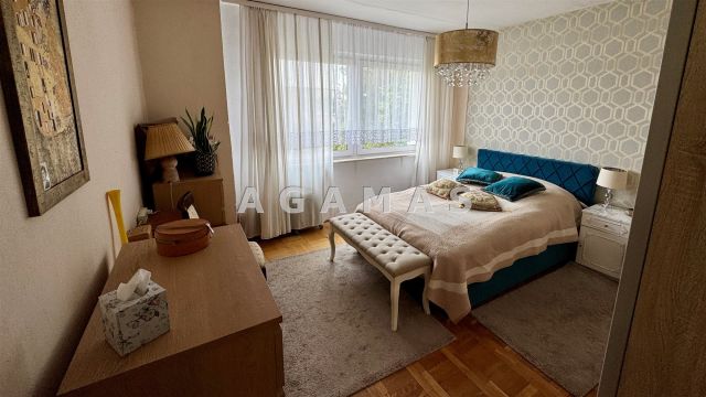 dom wolnostojący, 7 pokoi Wrocław Krzyki, ul. Stolarska. Zdjęcie 15