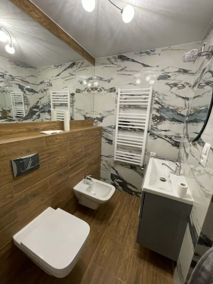 dom wolnostojący, 6 pokoi Czechowice-Dziedzice. Zdjęcie 2