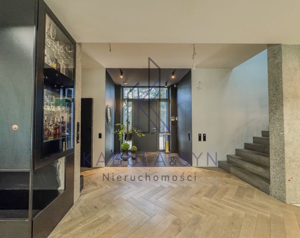 dom wolnostojący, 7 pokoi Łochowo. Zdjęcie 2