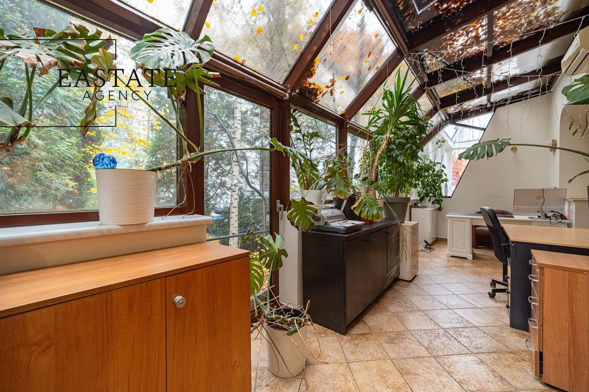 dom wolnostojący, 11 pokoi Warszawa Saska Kępa, ul. Genewska. Zdjęcie 14