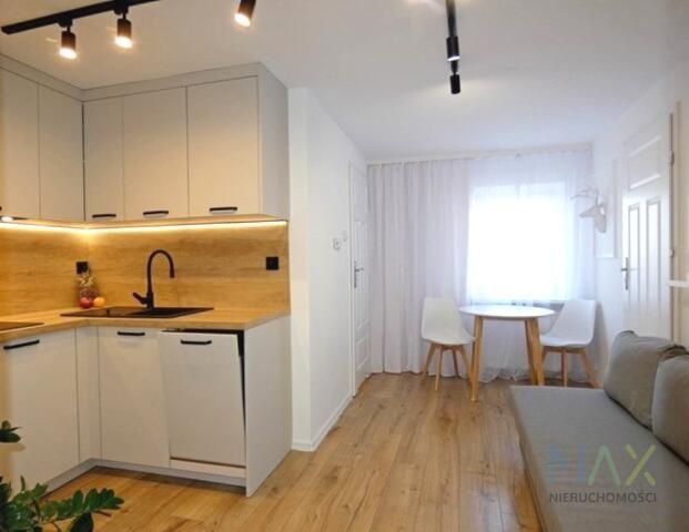 Mieszkanie 2-pokojowe Kraków Czyżyny, os. 2 Pułku Lotniczego. Zdjęcie 2