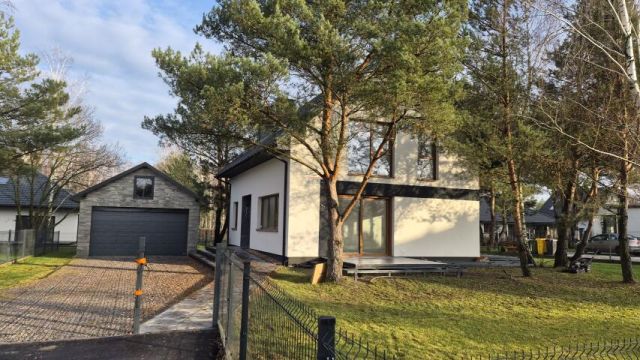 dom wolnostojący, 5 pokoi Piaseczno. Zdjęcie 3