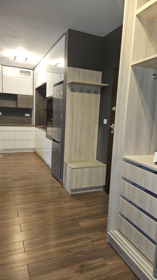 Mieszkanie 3-pokojowe Zielonka, ul. Prymasa Stefana Wyszyńskiego. Zdjęcie 3