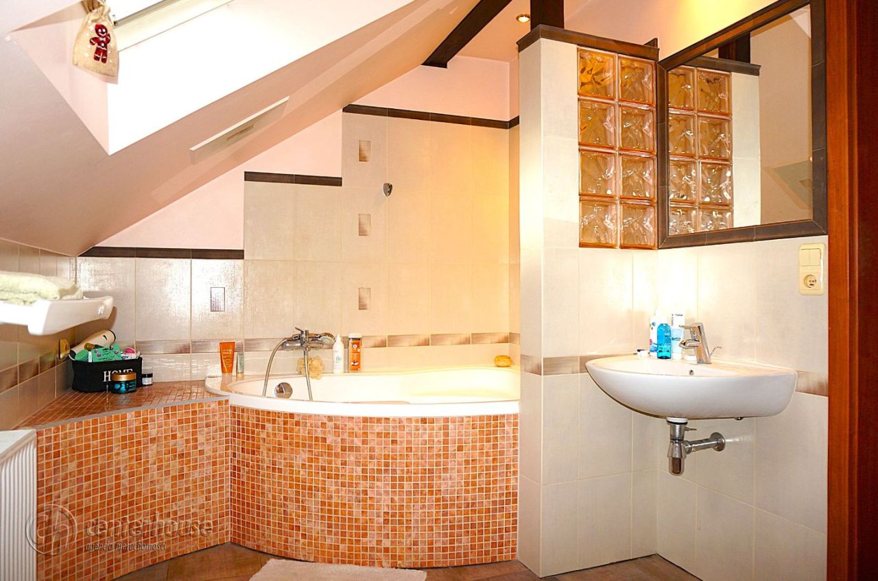 dom wolnostojący, 5 pokoi Rzeszów Wilkowyja. Zdjęcie 27