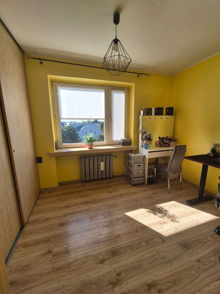 Mieszkanie 3-pokojowe Konin, ul. Konwaliowa. Zdjęcie 2