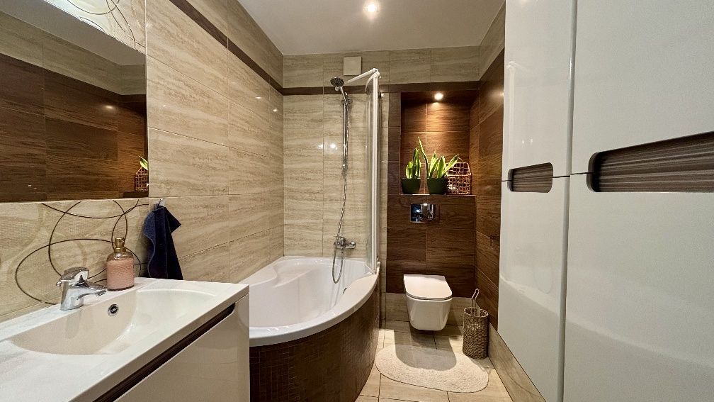 Mieszkanie 4-pokojowe Katowice Podlesie. Zdjęcie 3