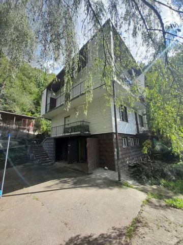 dom wolnostojący, 5 pokoi Sucha Beskidzka Błądzonka, ul. Błądzonka. Zdjęcie 1