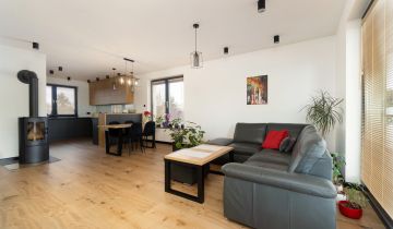 dom wolnostojący, 4 pokoje Besko, ul. Górska