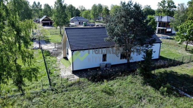 dom wolnostojący, 4 pokoje Rusiec. Zdjęcie 4