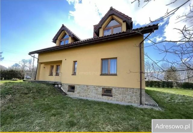 dom wolnostojący, 6 pokoi Samoklęski. Zdjęcie 1