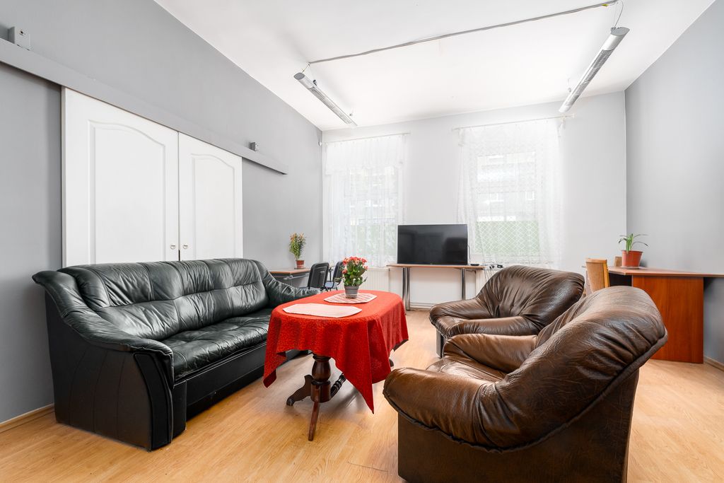 Mieszkanie 3-pokojowe Szczecin Centrum, ul. Jagiellońska. Zdjęcie 3