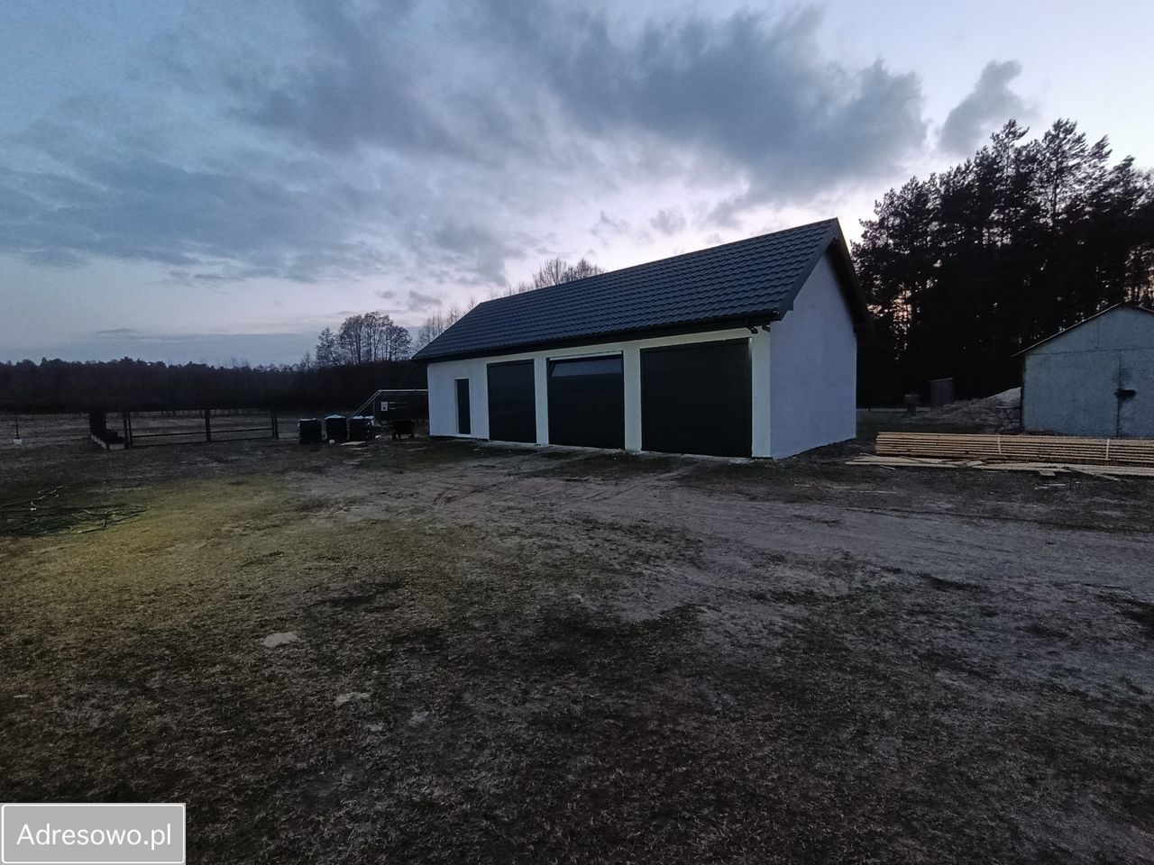 dom wolnostojący, 3 pokoje Zamęty. Zdjęcie 2