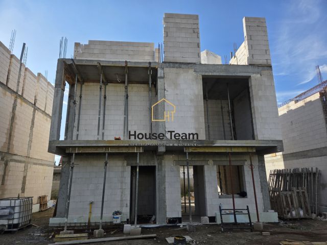 Mieszkanie 3-pokojowe Osielsko. Zdjęcie 2