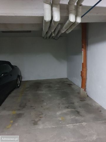 Garaż/miejsce parkingowe Piła, ul. Wenedów. Zdjęcie 1