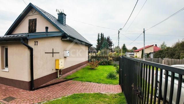 dom wolnostojący, 2 pokoje Kielce Baranówek. Zdjęcie 22