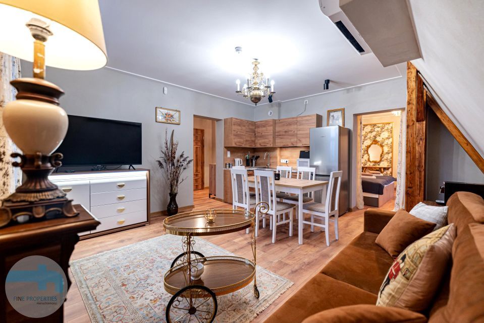 dom wolnostojący, 5 pokoi Biskupiec. Zdjęcie 1