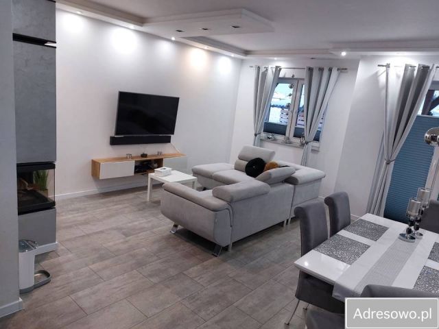 dom szeregowy Słupsk Bolesławice, ul. Brzoskwiniowa. Zdjęcie 1