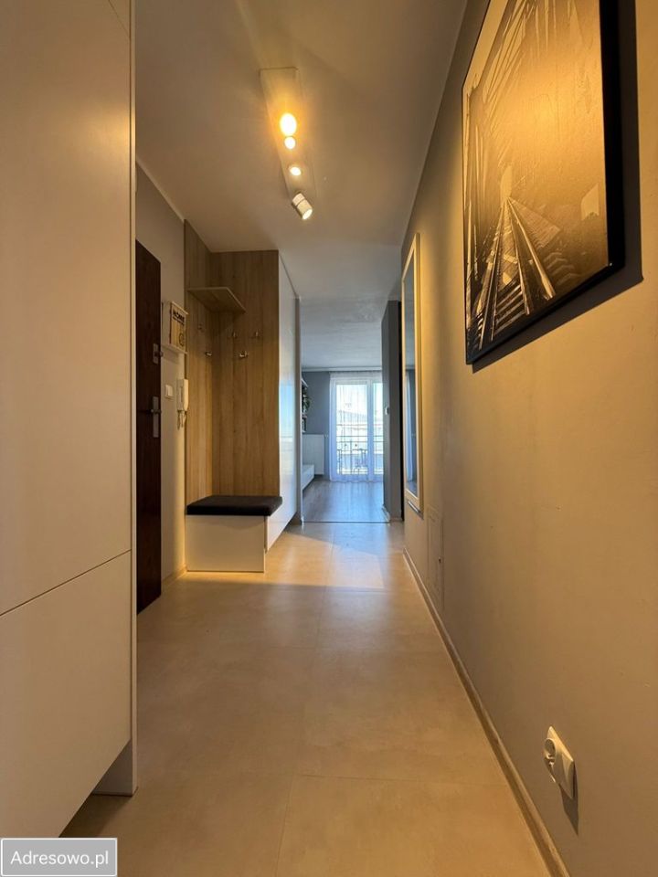 Mieszkanie 3-pokojowe Jaroty, ul. Bartąska. Zdjęcie 13