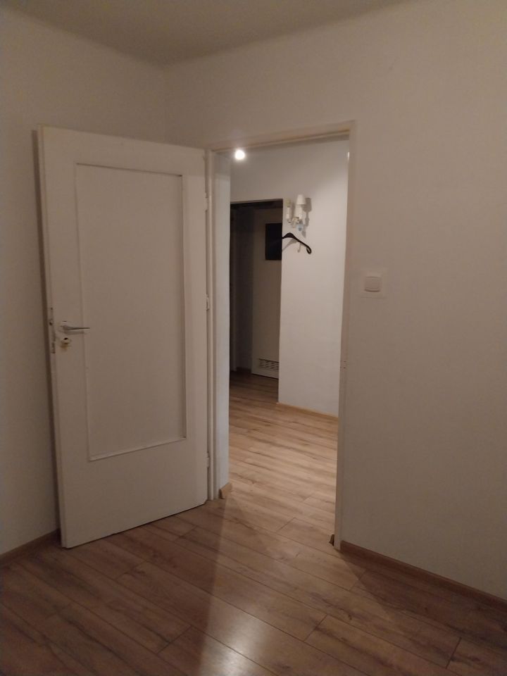 Mieszkanie 3-pokojowe Chmielnik, ul. Piastów. Zdjęcie 9