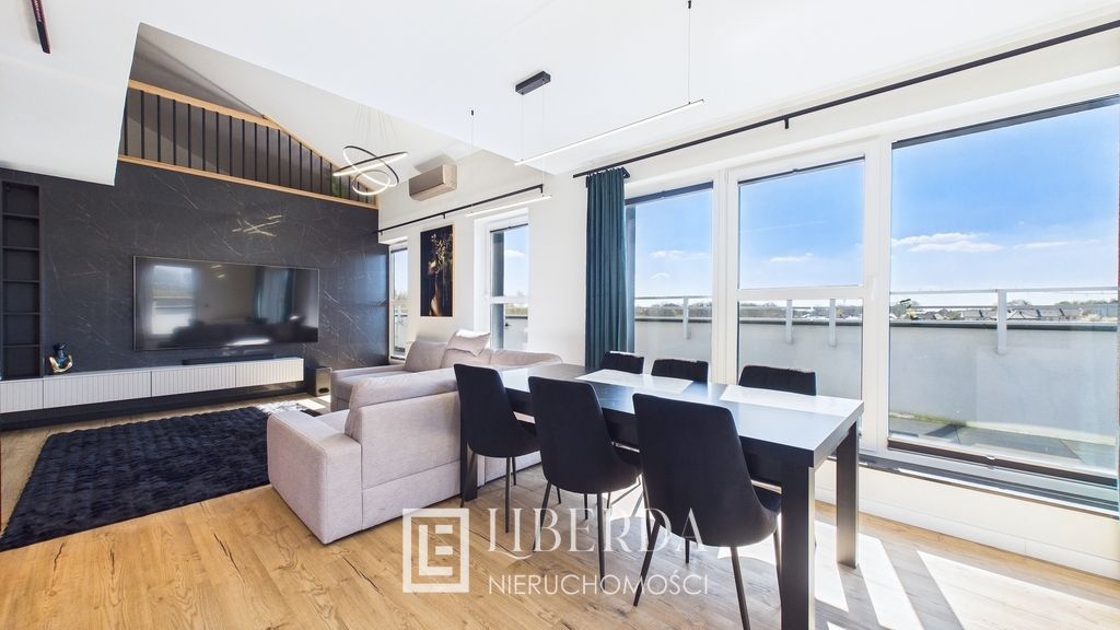 Mieszkanie 5-pokojowe Szczecin Stołczyn, ul. Bronisława Sobola. Zdjęcie 1