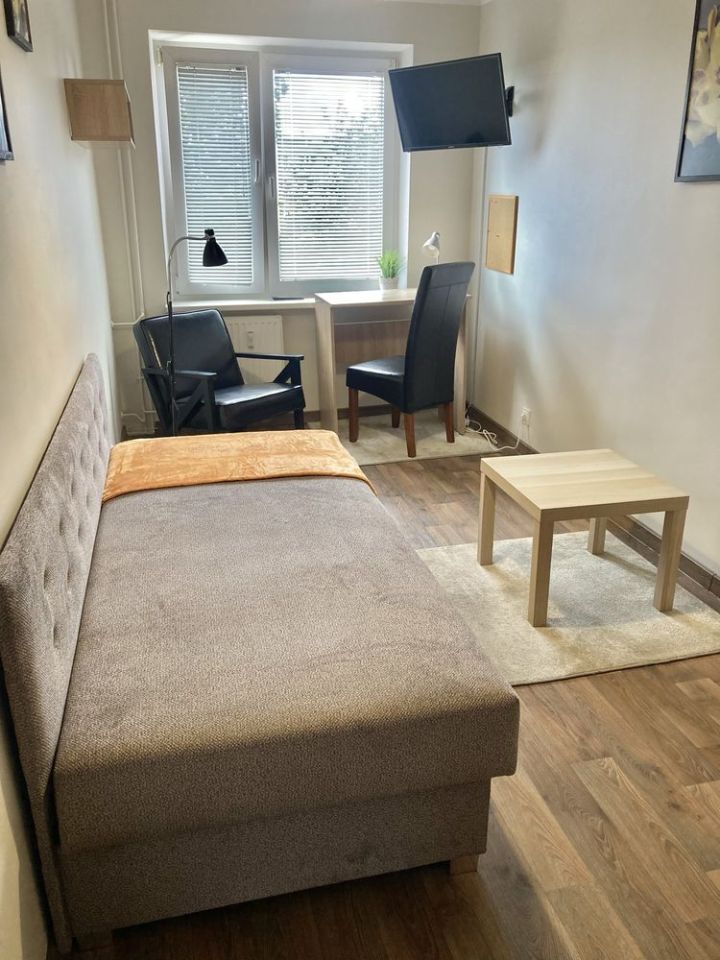 Mieszkanie 3-pokojowe Poznań Winogrady, os. Kosmonautów. Zdjęcie 2