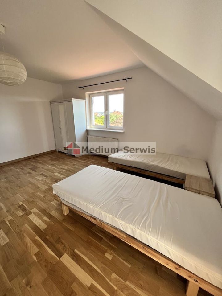 bliźniak, 4 pokoje Górno. Zdjęcie 11