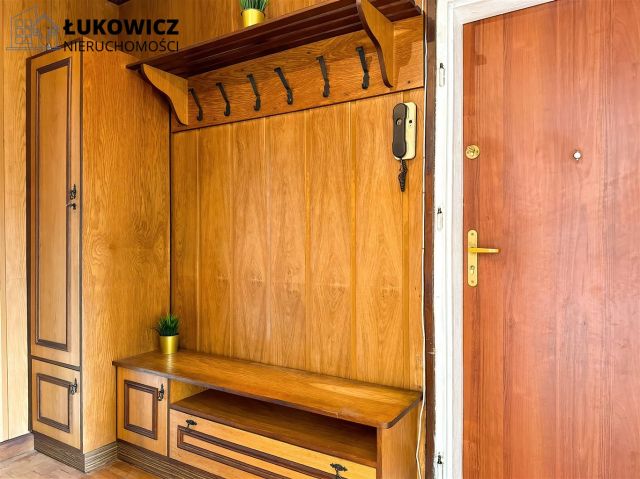 Mieszkanie 3-pokojowe Bielsko-Biała Osiedle Karpackie. Zdjęcie 26