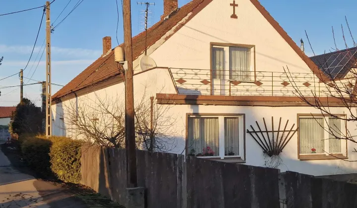 dom wolnostojący Opole Winów