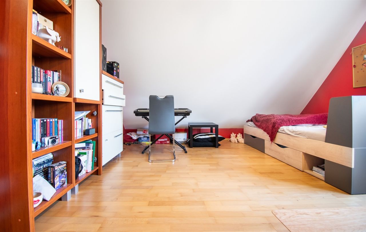 dom wolnostojący, 5 pokoi Chybie, ul. Spokojna. Zdjęcie 22