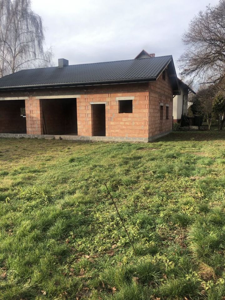 Lokal Tarnowskie Góry Strzybnica, ul. Agnieszki Osieckiej. Zdjęcie 3