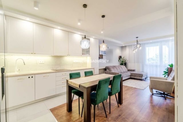 Mieszkanie 3-pokojowe Kraków Dębniki, ul. dr. Jana Piltza. Zdjęcie 6