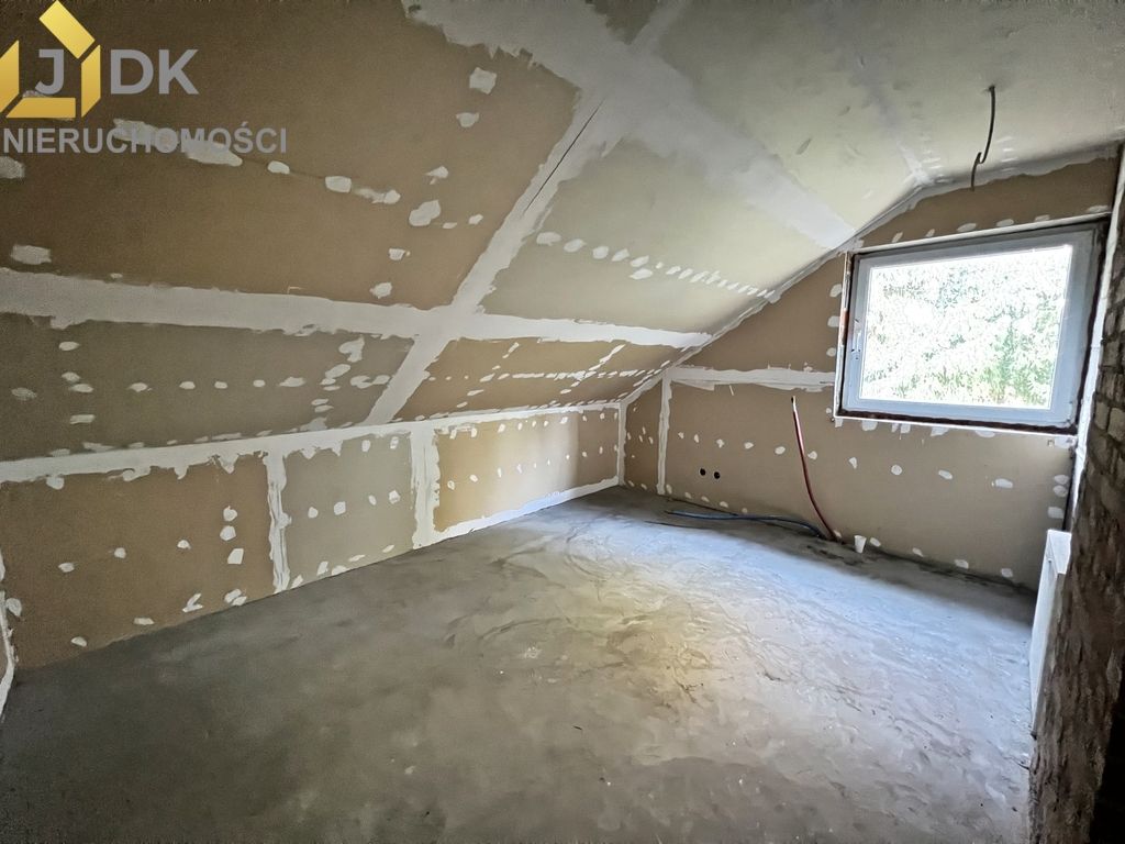 dom wolnostojący, 5 pokoi Lasocin. Zdjęcie 16