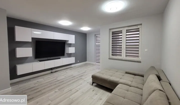 dom szeregowy, 5 pokoi Święta Katarzyna, ul. Cicha